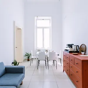 Bed & Breakfast Pangea E Panthálassa, Lecce